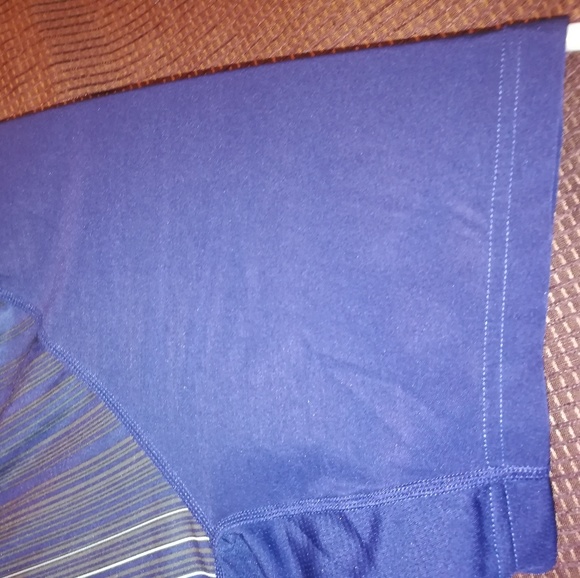 XL - Nike DriFit Tennis Shirt - Picture 4 of 7